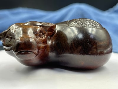 印度小葉紫檀高油二膘料滿金星雕件｜手把件 【雙生-太極牛】2