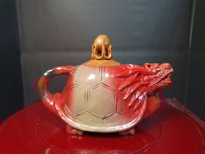 精選壽山石工藝品【龍龜壺】1