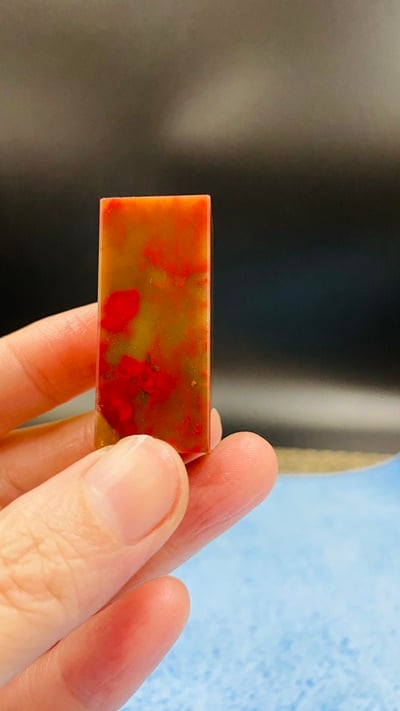 巴林牛角凍雞血石印章1