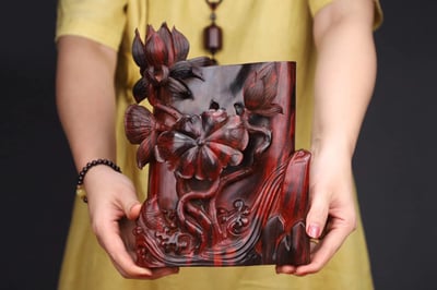 印度小葉紫檀精工作品【蓮年有餘筆筒】1