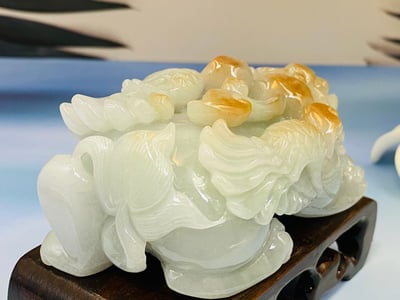 天然A貨 冰糯種三彩翡翠 附收藏證書【飛天招財貔貅】5