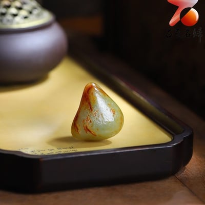 和田玉紅皮青白肉籽料 35×32×21mm 重33克2