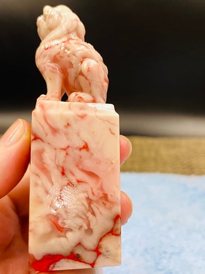 巴林奇特雞血石【歐俊杰作品-古獸印章】5