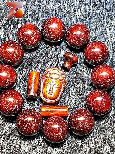 印度小葉紫檀雞血紅泥料360度 爆滿金星20mm手珠1