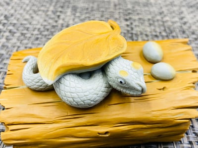 天然巧雕 壽山山秀園石系列【白蛇】2