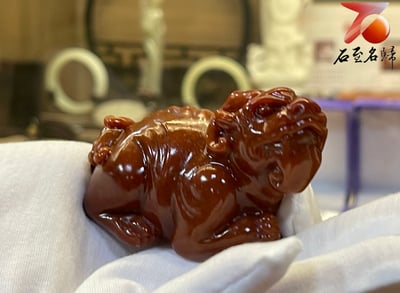 壽山石雕件【招財瑞獸】老師傅手工  附精美收藏禮盒2