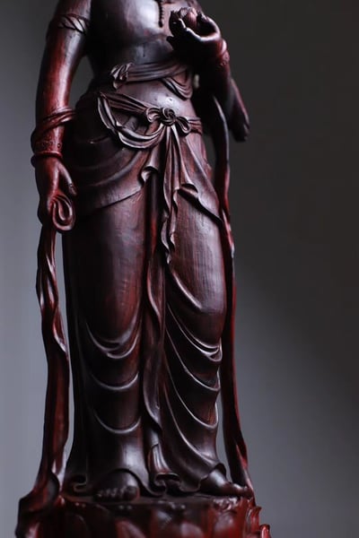 印度小葉紫檀【持蓮觀音】6