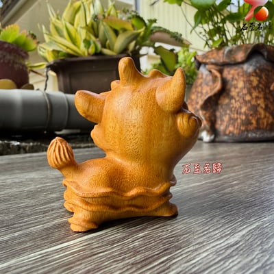 天然黃楊木整料雕刻【開運醒獅】長6公分3