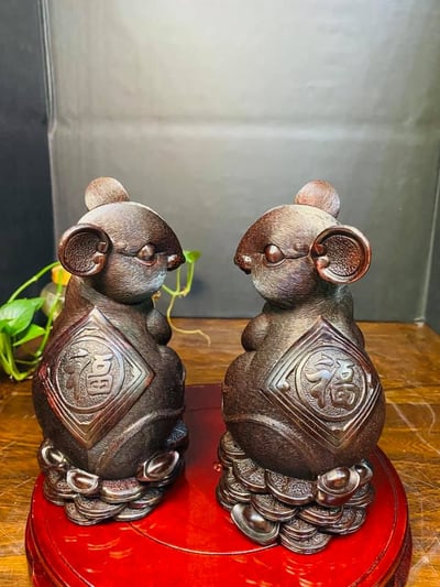 精選印度小葉紫檀一等一泥料金星材質【招財鼠錢】3