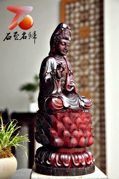 印度小葉紫檀 拆房老料整木清刀製 【淨瓶觀音】2