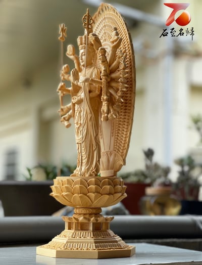 加拿大檜木精雕作品【千手觀音】高43公分（屏風可拆，高30公分）2