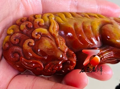 寮國紅心田黃 瑞獅戲球手把件 附精美收藏禮盒3