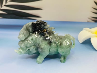 天然A貨 糯地正絲帶黑翠 附收藏證書【山豬】1