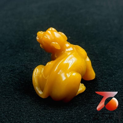 嚴選壽山石純手工雕刻【金豹回首・蓄勢生威】3