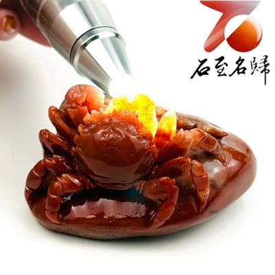 老撾朱砂石手工精雕 張國民老師作品【朱荷蟹瑞・和氣生財】2