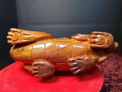 海南黃花梨黃金底老料【漢代貔貅】5