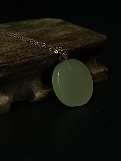 和田玉湖水綠精品+18k金項鍊【平安無事牌】1