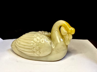 老師傅手工 壽山文洋石雕件【白天鵝】1