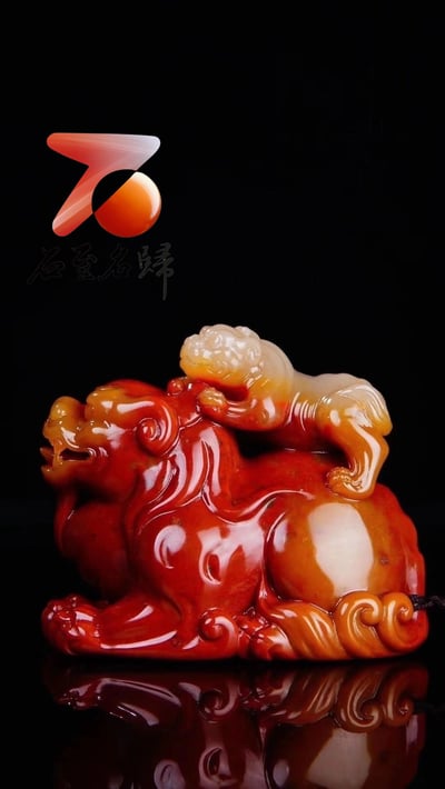 壽山杜陵都成坑石【母子獸手玩件】已故鄭則金大師遺作1