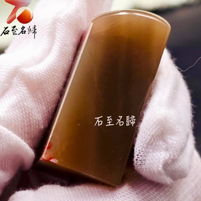 巴林雞血石14.5x22.5(mm),高34.3(mm)3