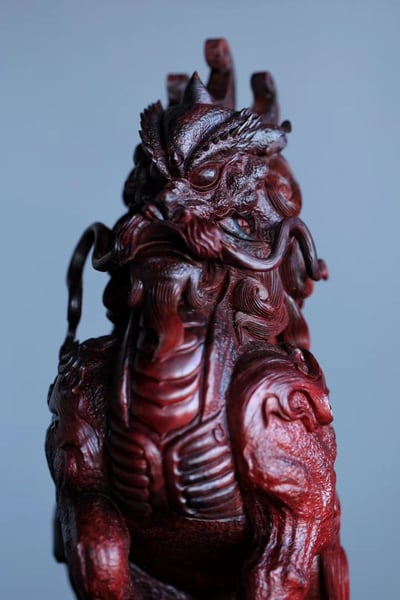 印度小葉紫檀整料手工雕刻【麒麟獻瑞】4