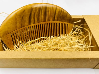 精選天然實木梳子【天然金絲楠木短版梳】9