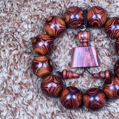 海南黃花梨  野生老乾料 京劇臉譜+X紋對眼鬼臉20mm手珠 重量41.4克2