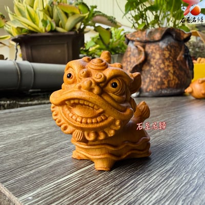 天然黃楊木整料雕刻【開運醒獅】長6公分4