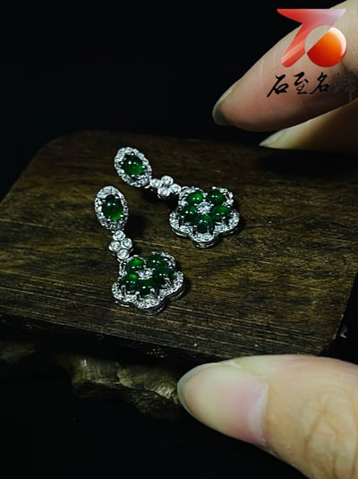 冰種翡翠A貨+925銀【梅花造型耳環】附玉石鑑定書3