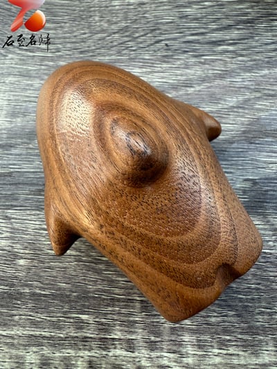 胡桃木＋楓木拼接【鯊魚造型開瓶神器】高9公分 開瓶器2