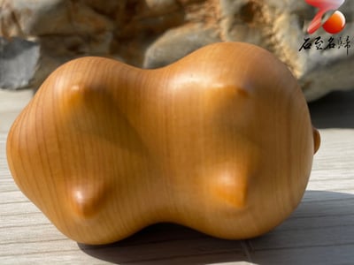 焦糖味重油料城口崖柏手把件 《富貴有餘-唐馬》6