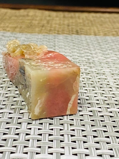 巴林粉凍雞血石印章-洪福齊天6