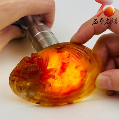 老撾高山石全透光料 手工精雕 張國民老師作品【赤蟹擁貝・金財滿堂】1
