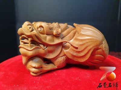 印度老山檀香老料黑肉級別 湘工大師雕刻【龍魚】1