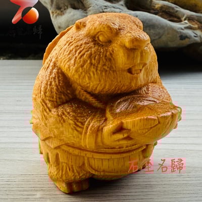黃楊木原木雕刻【招財土撥鼠】4