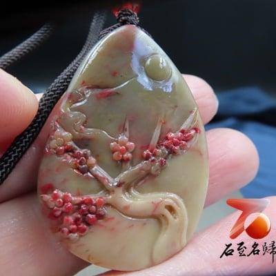 軟底雞血石掛件、手把件【梅樹牌】 沒事牌2