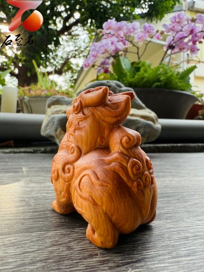 焦糖味重油料城口崖柏老料手把件 《招財貔貅》高6.5公分4