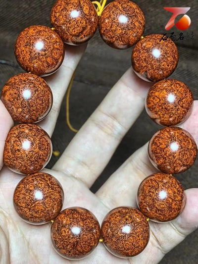 印度小葉紫檀頂級老料黃金底 爆滿葡萄纓子瘤疤20mm手珠【六字真言】5