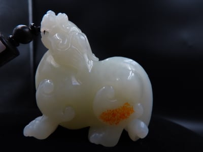 脂白和田玉籽料【招財貔貅】3