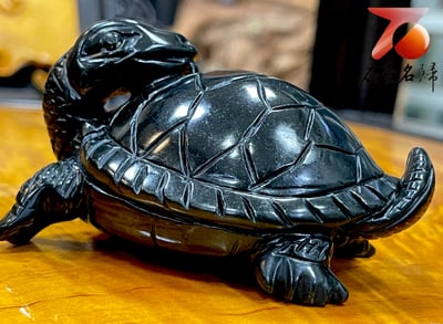 稀有和田青玉純手工雕烏龜 【暮然回首龜】張劍海老師作品5