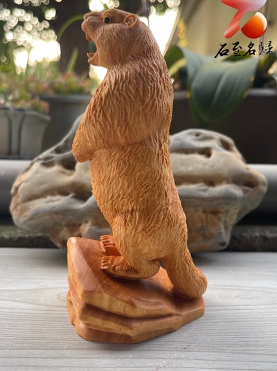 雲南黃金檀原木整料雕刻 自然萌趣【啊～土撥鼠】暖心陪伴的藝術品6