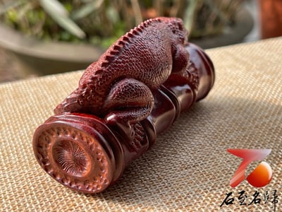 印度小葉紫檀高油密二膘料 湘工雕刻【蜥蜴／吸億】3