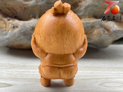 崖柏木雕件【蠟筆小新】高6.2公分2