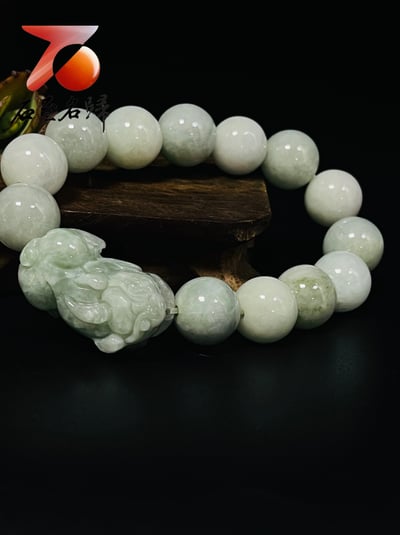 招財護身配飾 精雕天然翡翠Ａ貨 貔貅手珠4