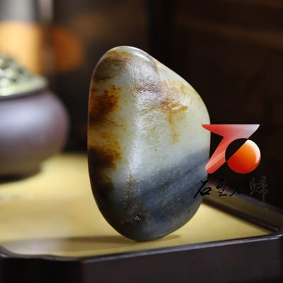 秋梨皮和田玉天地雙色青花籽料3