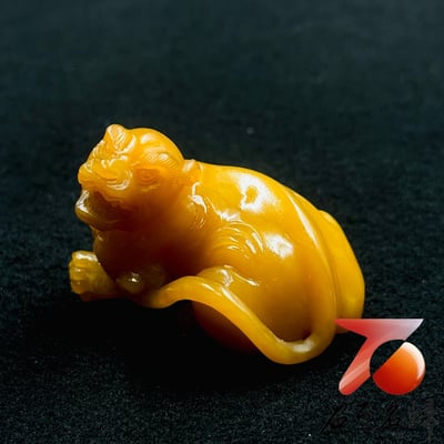 嚴選壽山石純手工雕刻【金豹回首・蓄勢生威】2