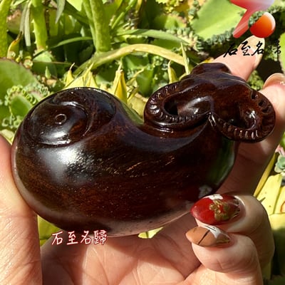 印度小葉紫檀高油二膘料滿金星雕件｜手把件 【太極牛】3