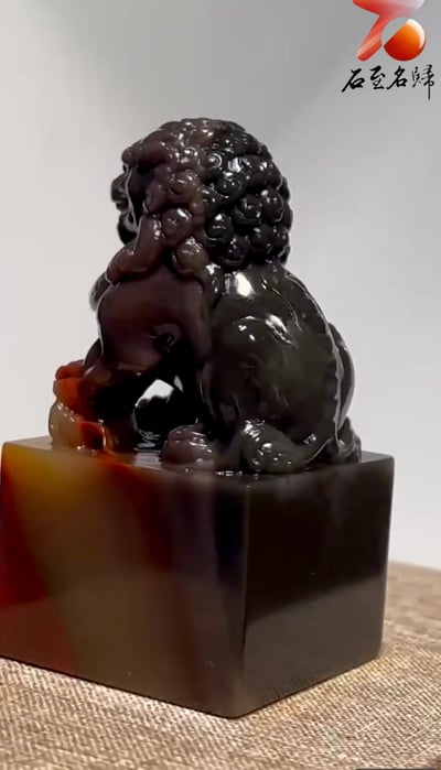 珍藏版 頂級五彩老撾牛角【北京獅】8