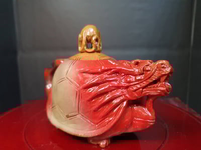 精選壽山石工藝品【龍龜壺】2