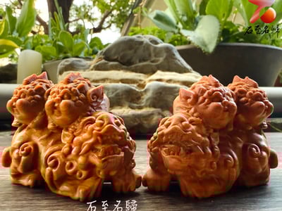 嚴選焦糖味高油城口崖柏料 《貔貅聚寶，生生不息》2